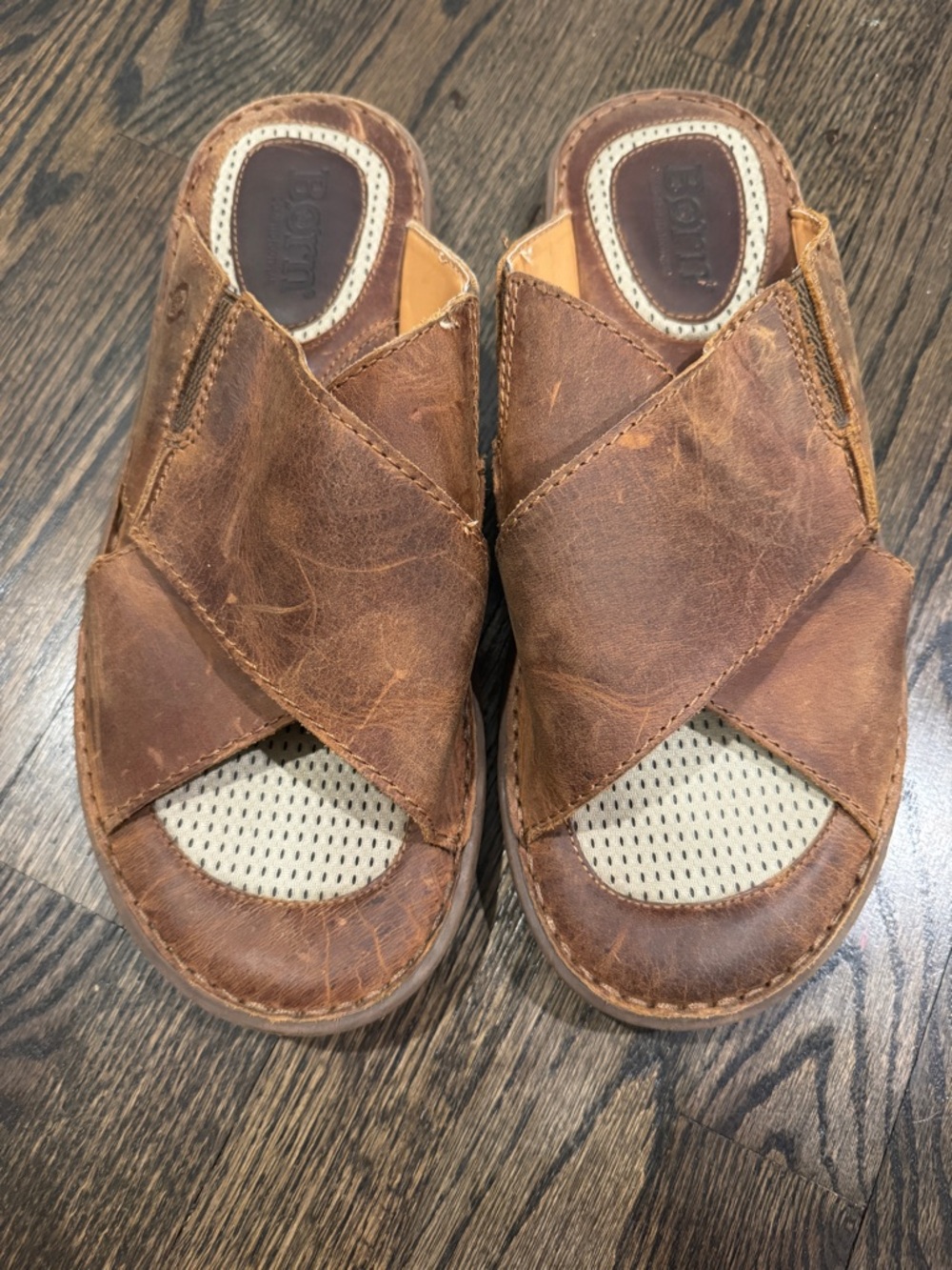 Born • Men’s Hesi Leather Brown Slide Sandals (13)